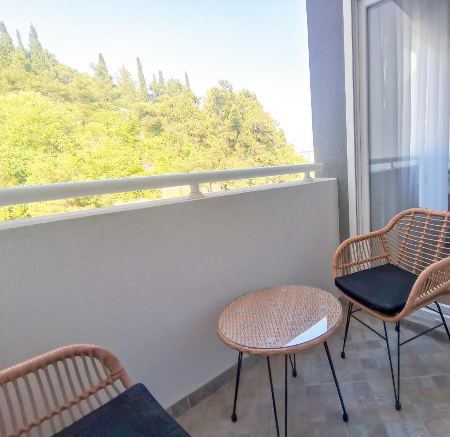Cozy One-Bedroom Apartment At Ljubovic Park Podgorica Luaran gambar